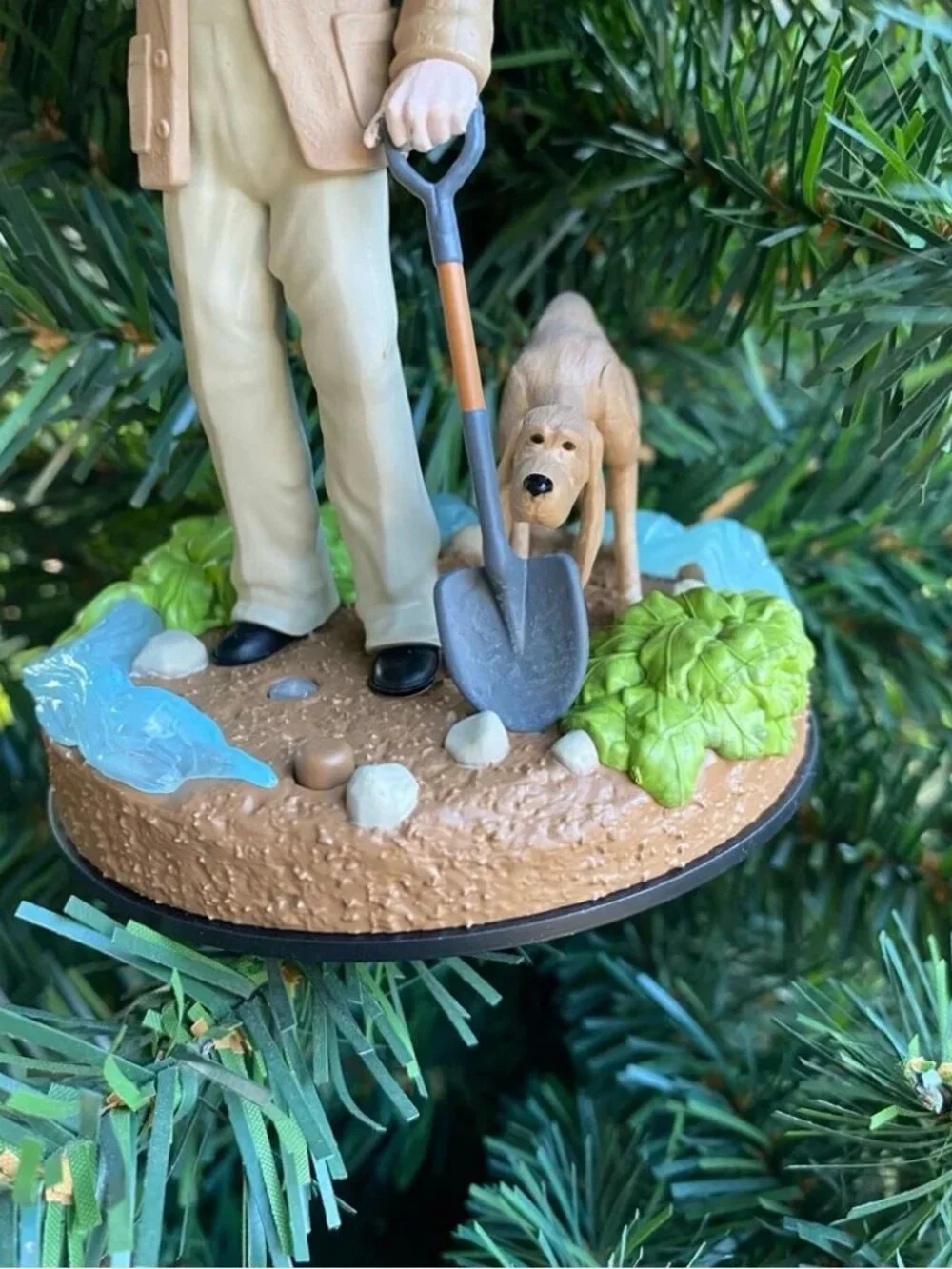 NWT Hallmark Disney Haunted Mansion Caretaker and His Dog ornament